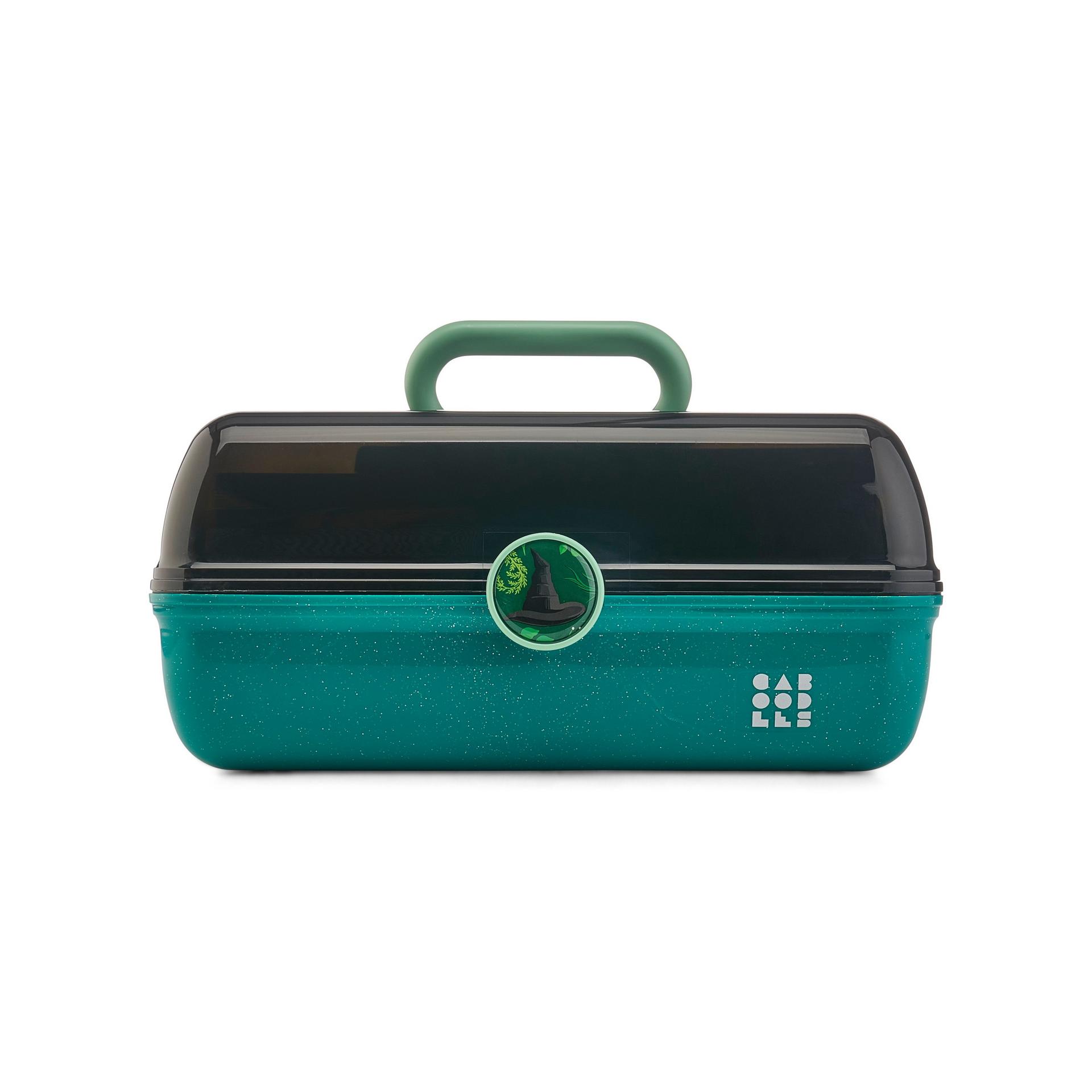 Elphaba Essence On-The-Go Girl®|Caboodles®