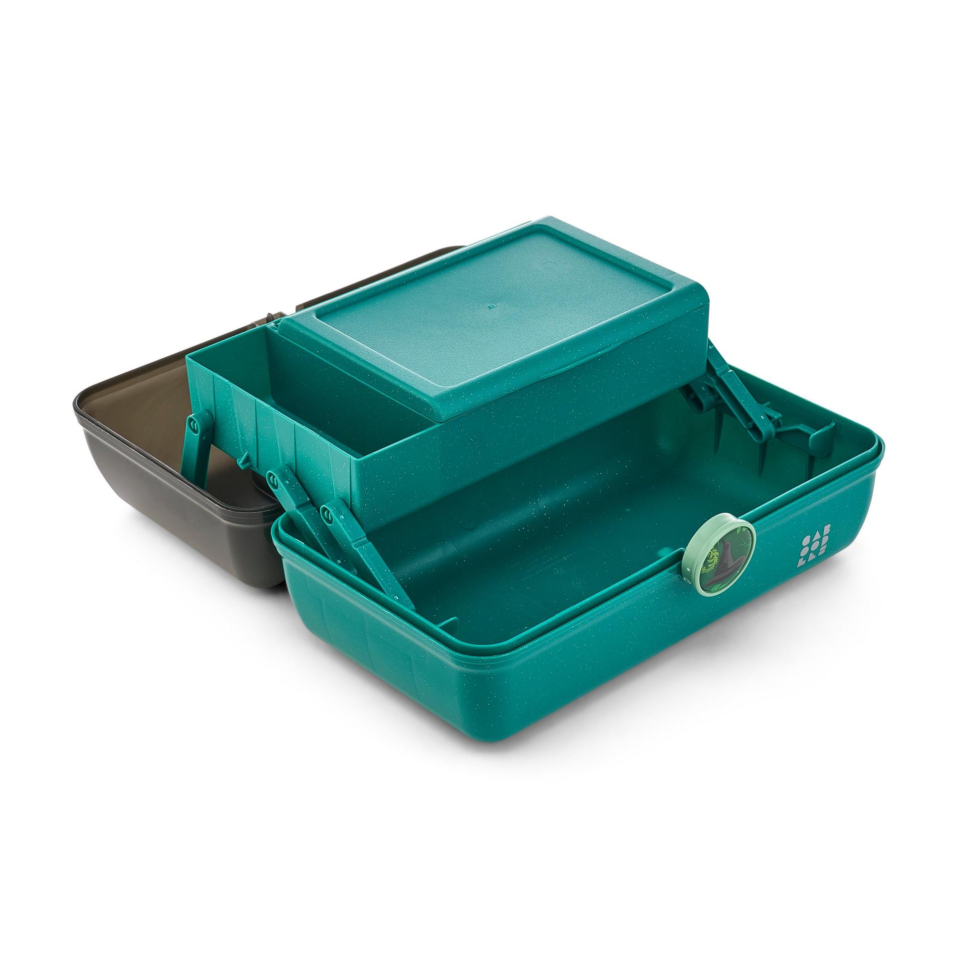 Elphaba Essence On-The-Go Girl®|Caboodles®