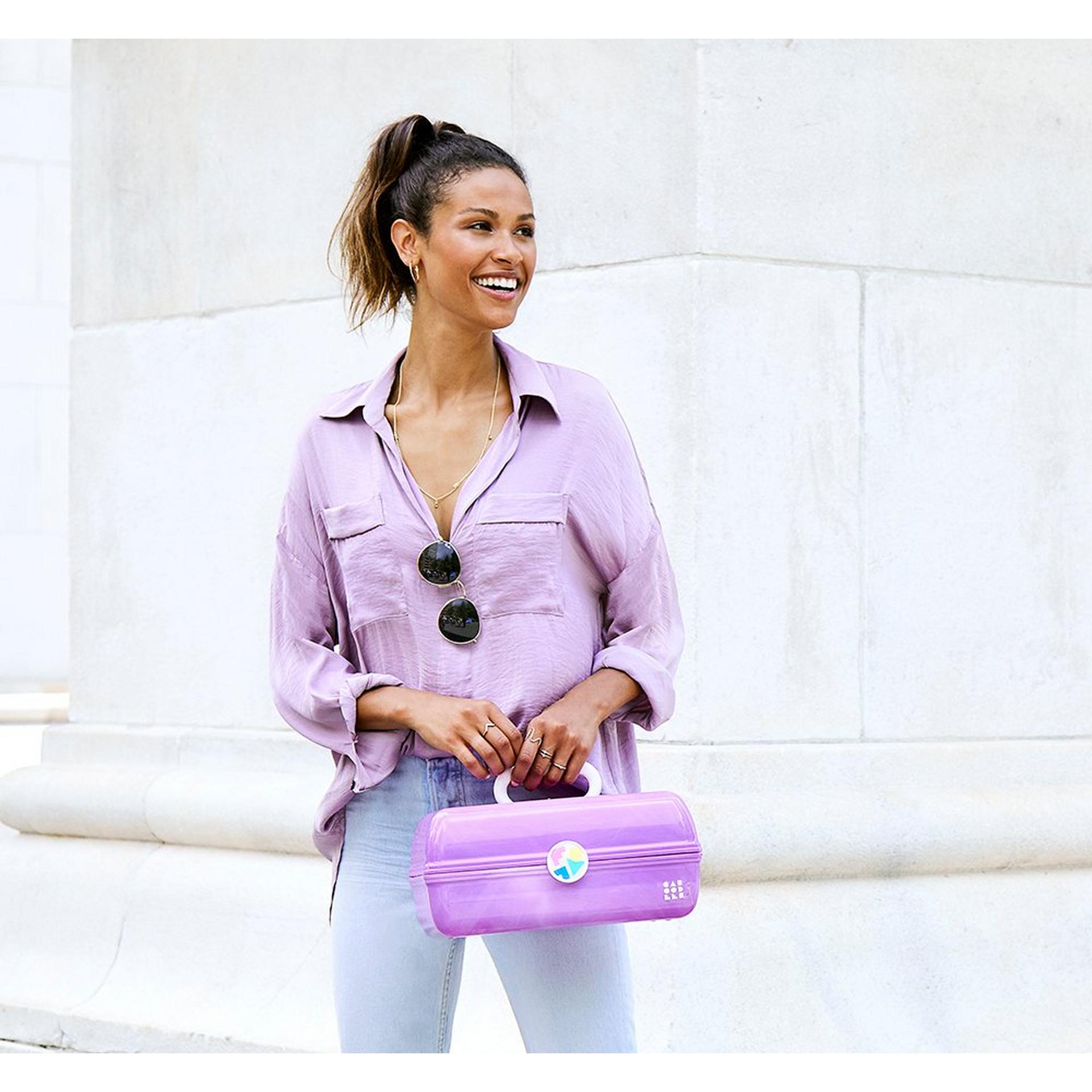 On-The-Go Girl™ | Caboodles®