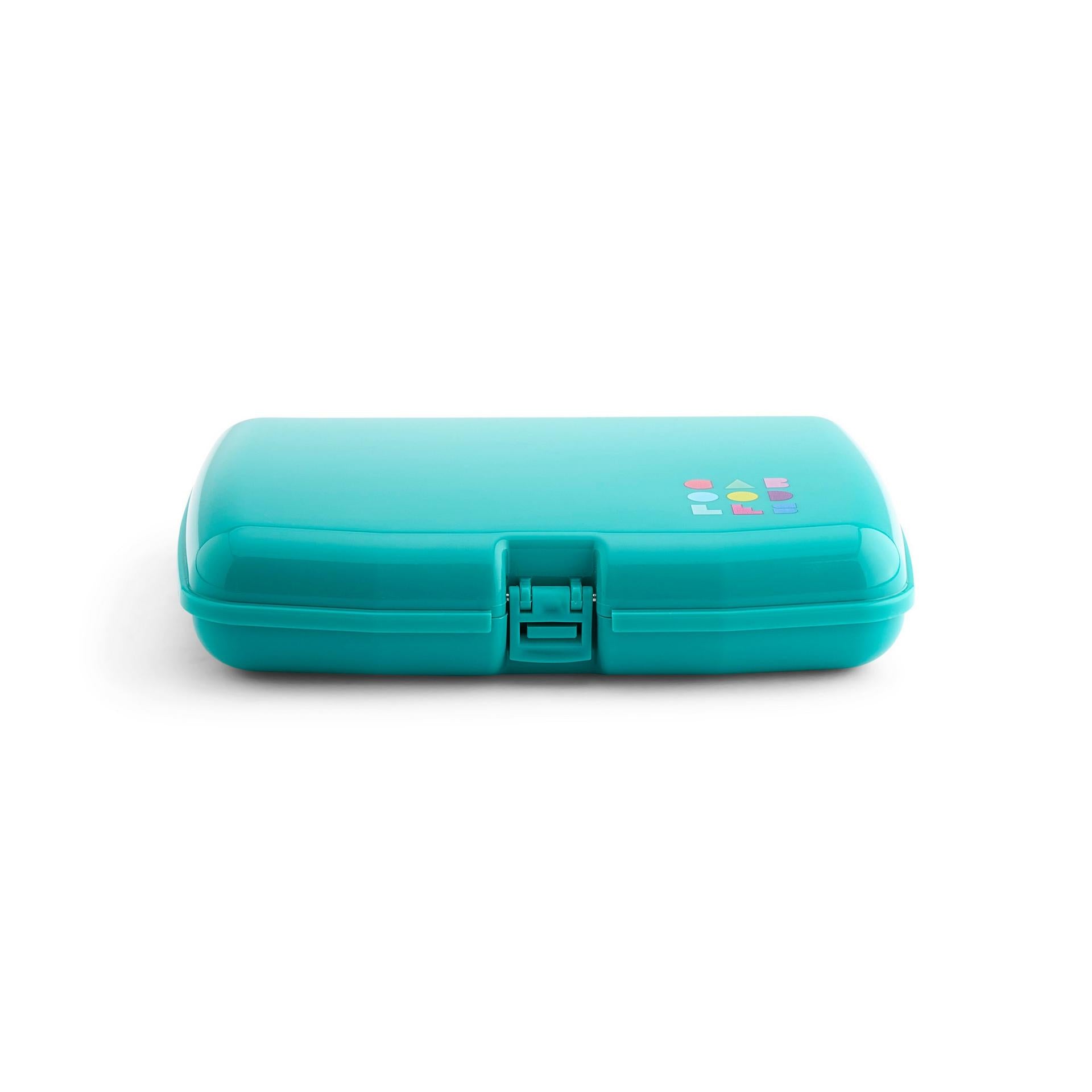 Care Pack™ Set with Assorted Eye Shadow | Caboodles®