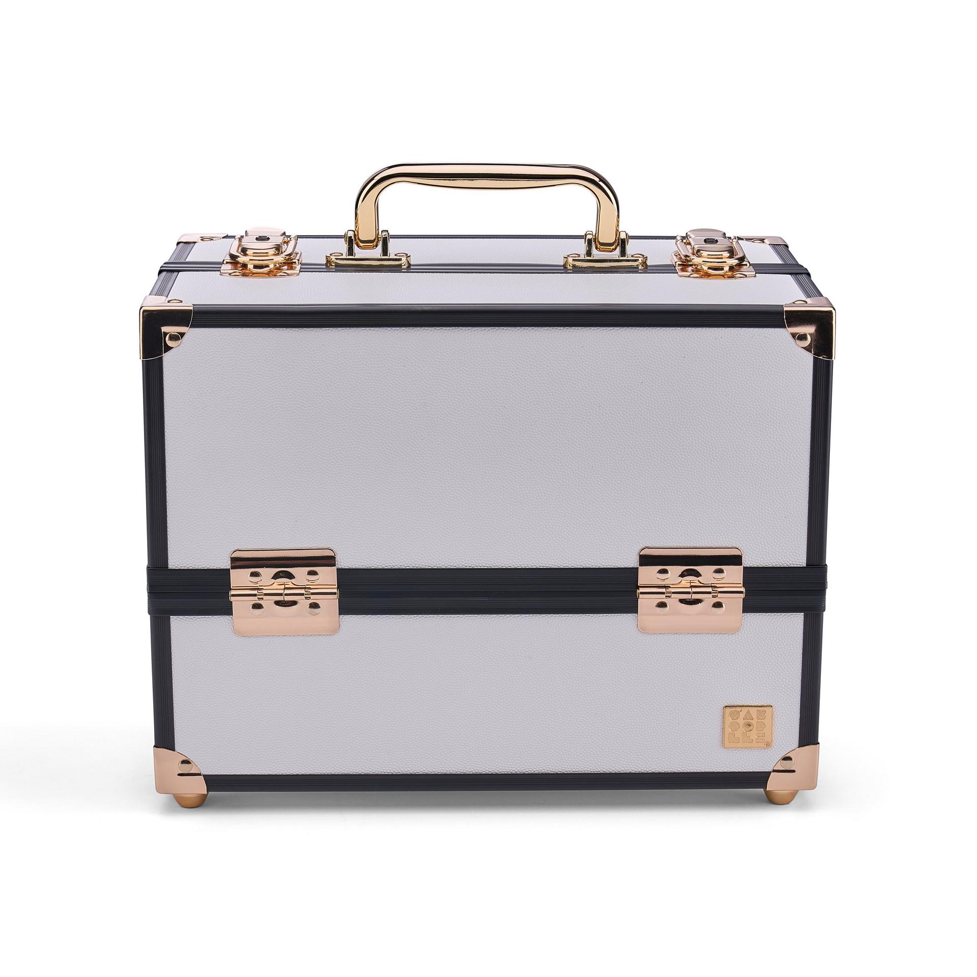 Medium Make Me Over Train Case | Caboodles®