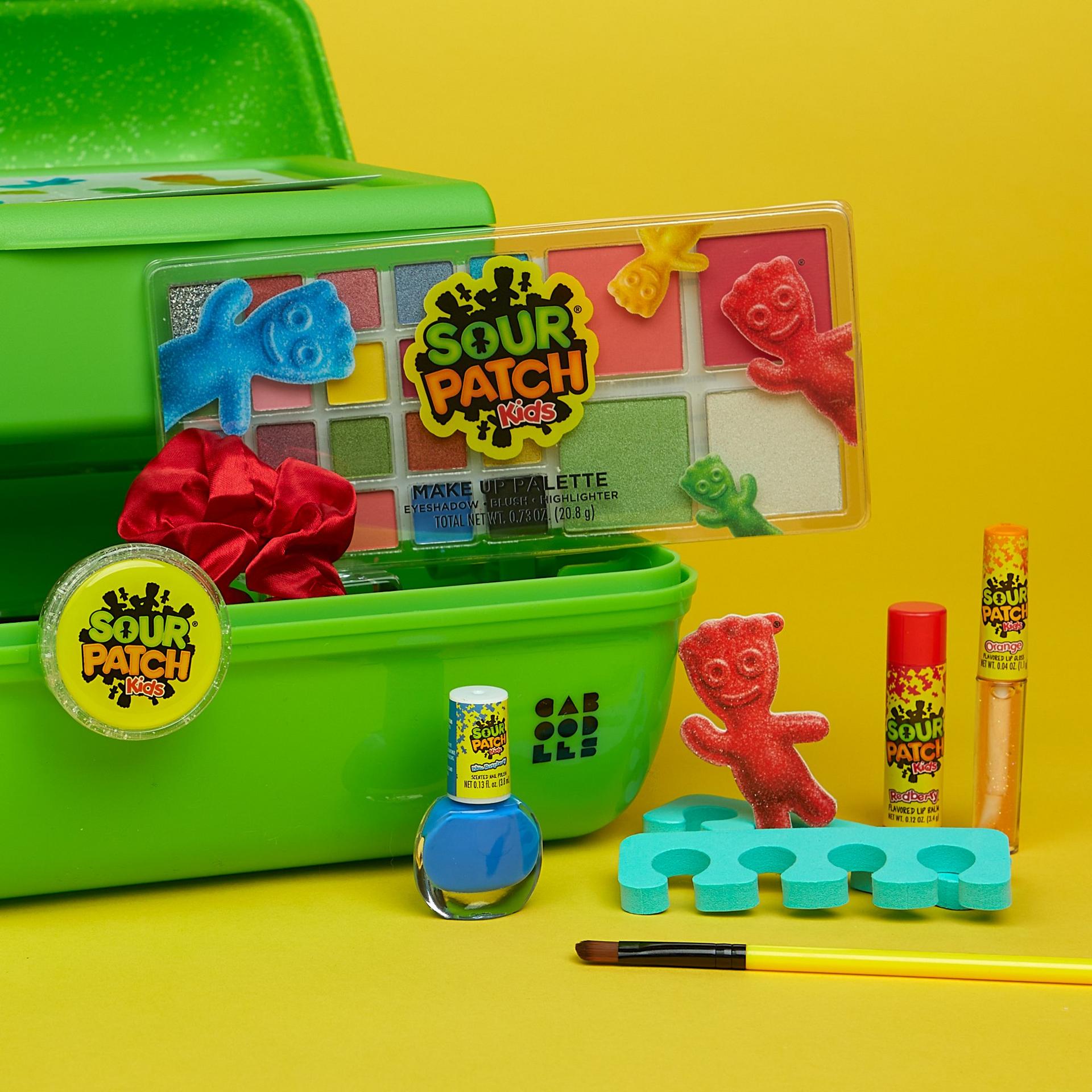 On-The-Go Girl™ + Sour Patch Kids Set | Caboodles®